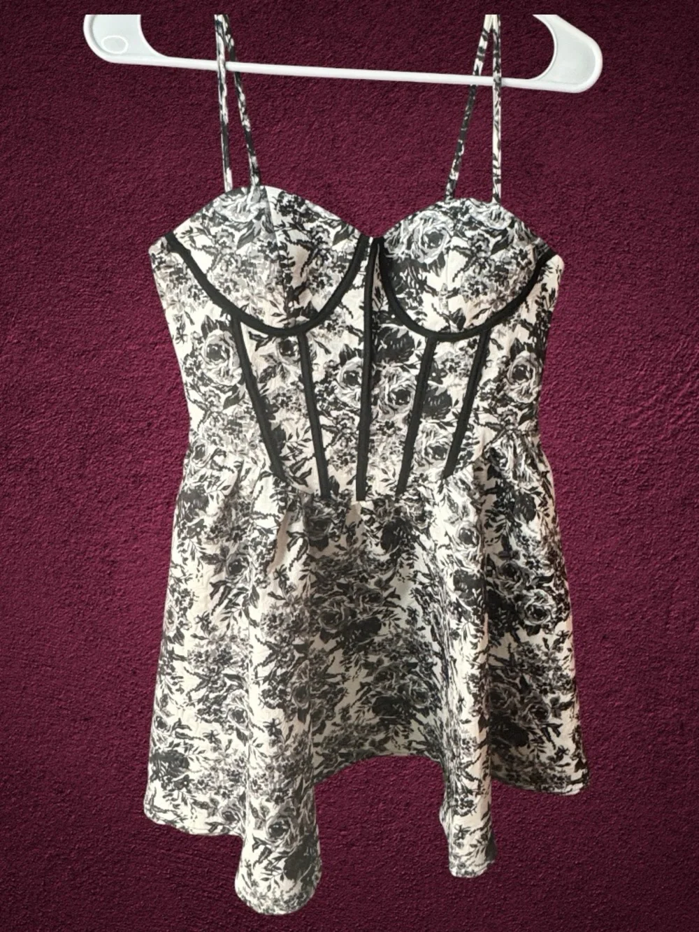 NWT SHEIN MOD Black & White Floral Bustier Mini Dress Brand-new with tags attach